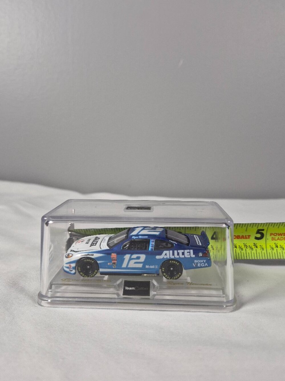 Ryan Newman Team Caliber #12 Alltel Blue Ford Taurus Owners Series 2002 Encased